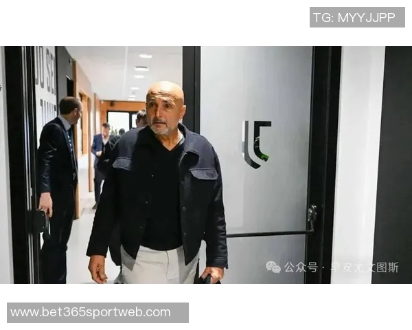 斯帕莱蒂谈伊尔迪兹续约问题并对意大利世界杯前景充满信心 斯帕莱蒂谈伊尔迪兹续约问题并对意大利世界杯前景充满信心