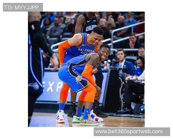 威少对掘金展现全能表现首发替补双双贡献高分助攻引发热议 威少对掘金展现全能表现首发替补双双贡献高分助攻引发热议