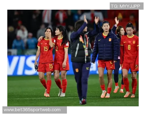 正视差距与挑战中国女足在与英格兰的较量中收获成长与启示