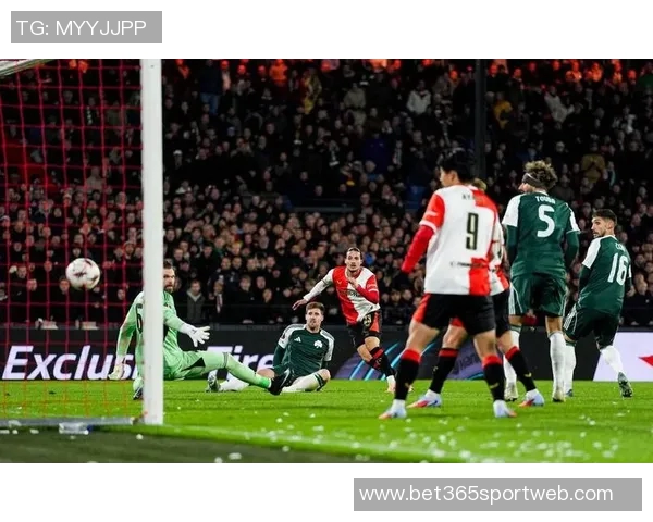 阿贾克斯主场战胜费耶诺德克拉森莫吉奥双双进球助力胜利 阿贾克斯主场战胜费耶诺德克拉森莫吉奥双双进球助力胜利