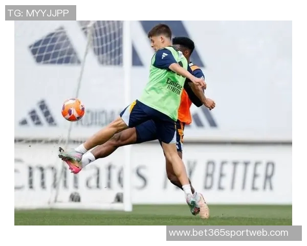 姆巴佩健身房内训练照片曝光透露恢复情况良好无大碍 姆巴佩健身房内训练照片曝光透露恢复情况良好无大碍